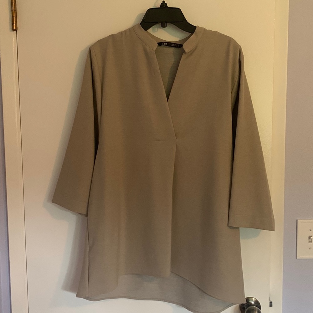 ZARA top never worn